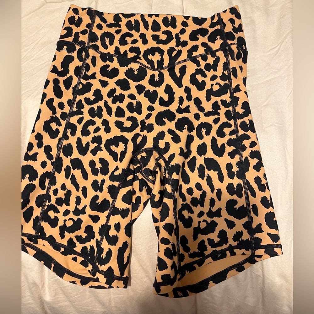 Vitality cheetah biker shorts